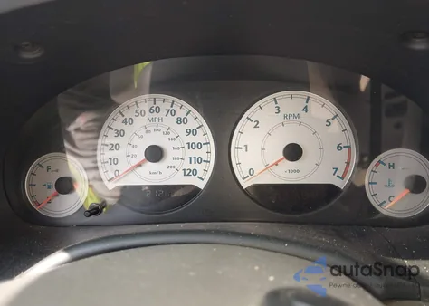 2006 Chrysler Town & Country Touring из США, поврежденный, VIN 2A4GP54LX6R818078